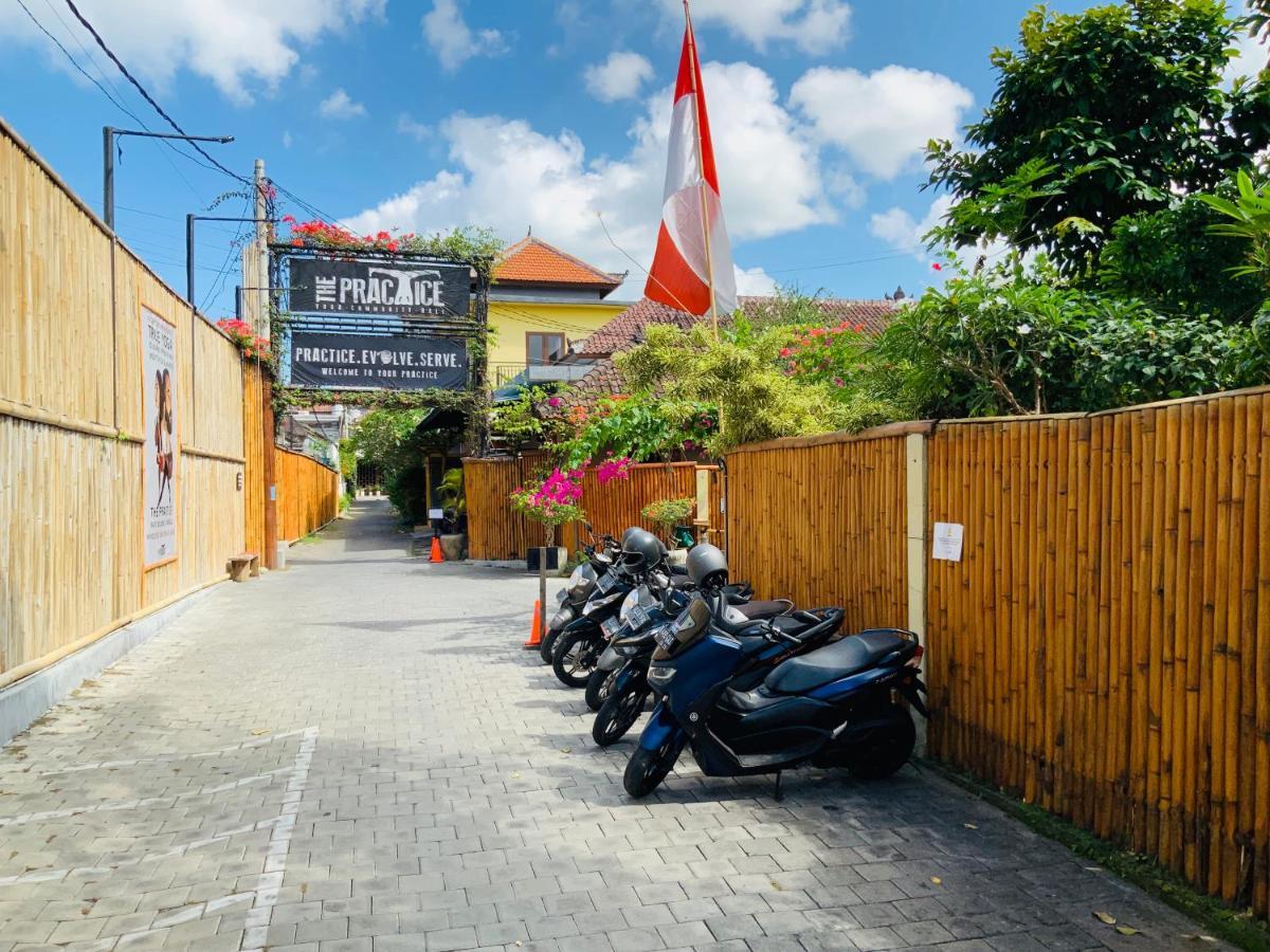 Putu Homestay ชังกู ภายนอก รูปภาพ